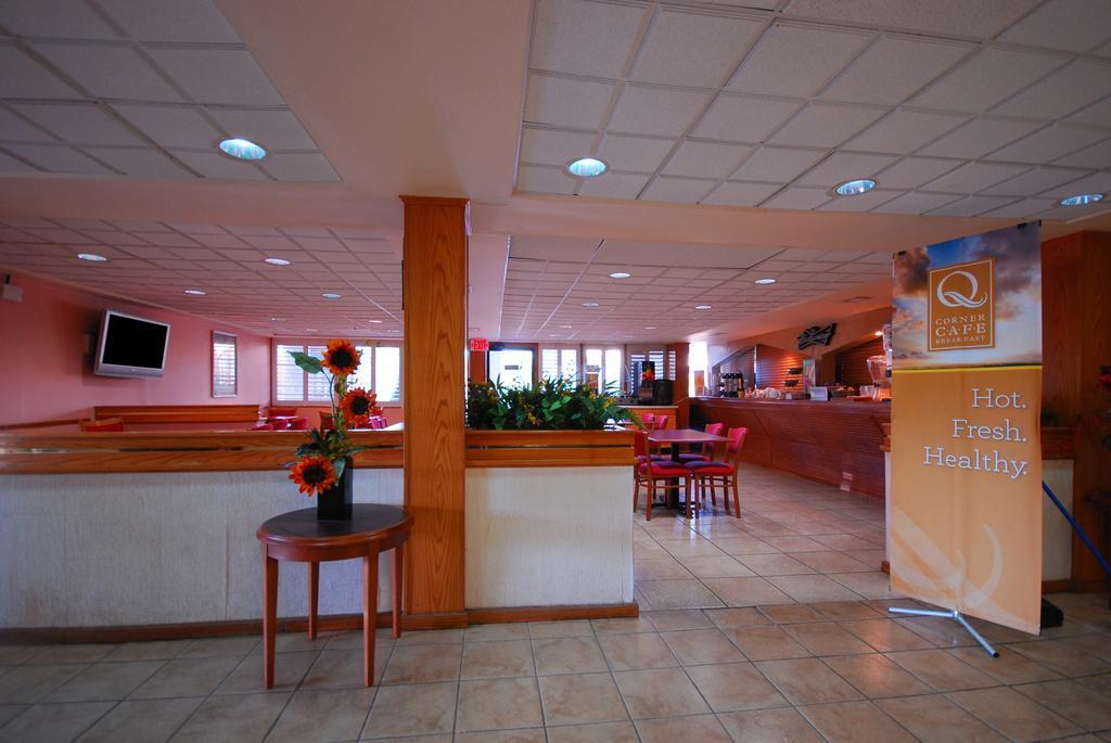 Quality Inn & Suites Orlando Airport Kültér fotó