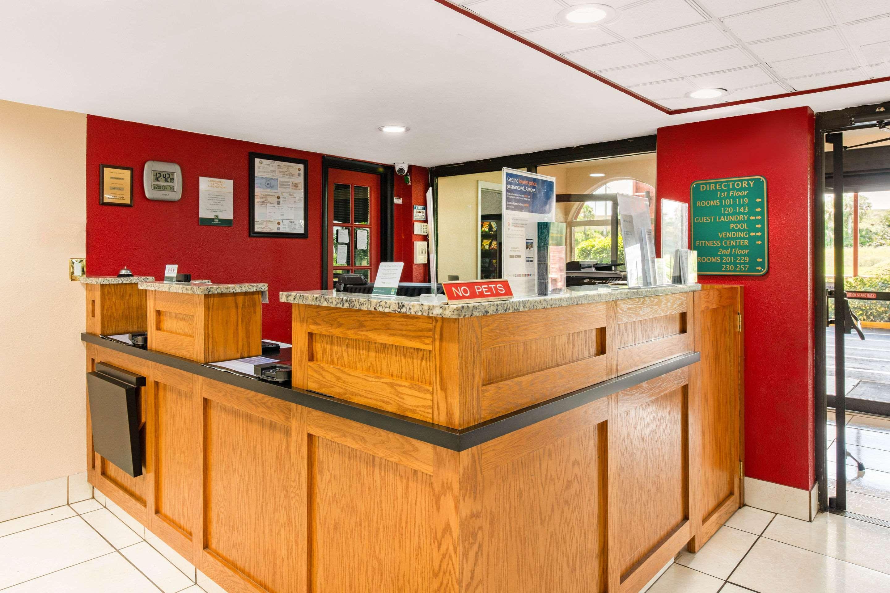 Quality Inn & Suites Orlando Airport Kültér fotó