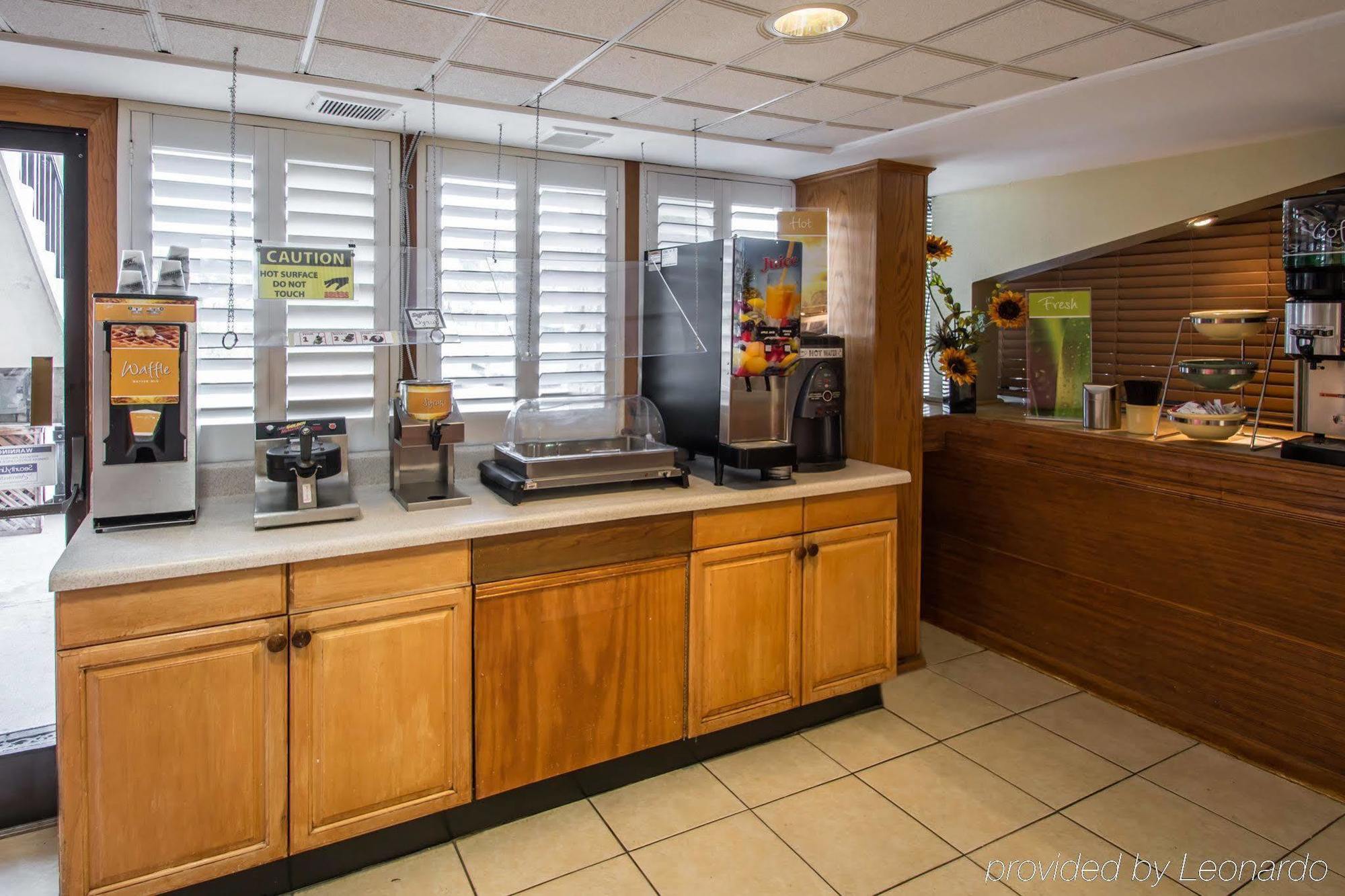 Quality Inn & Suites Orlando Airport Kültér fotó