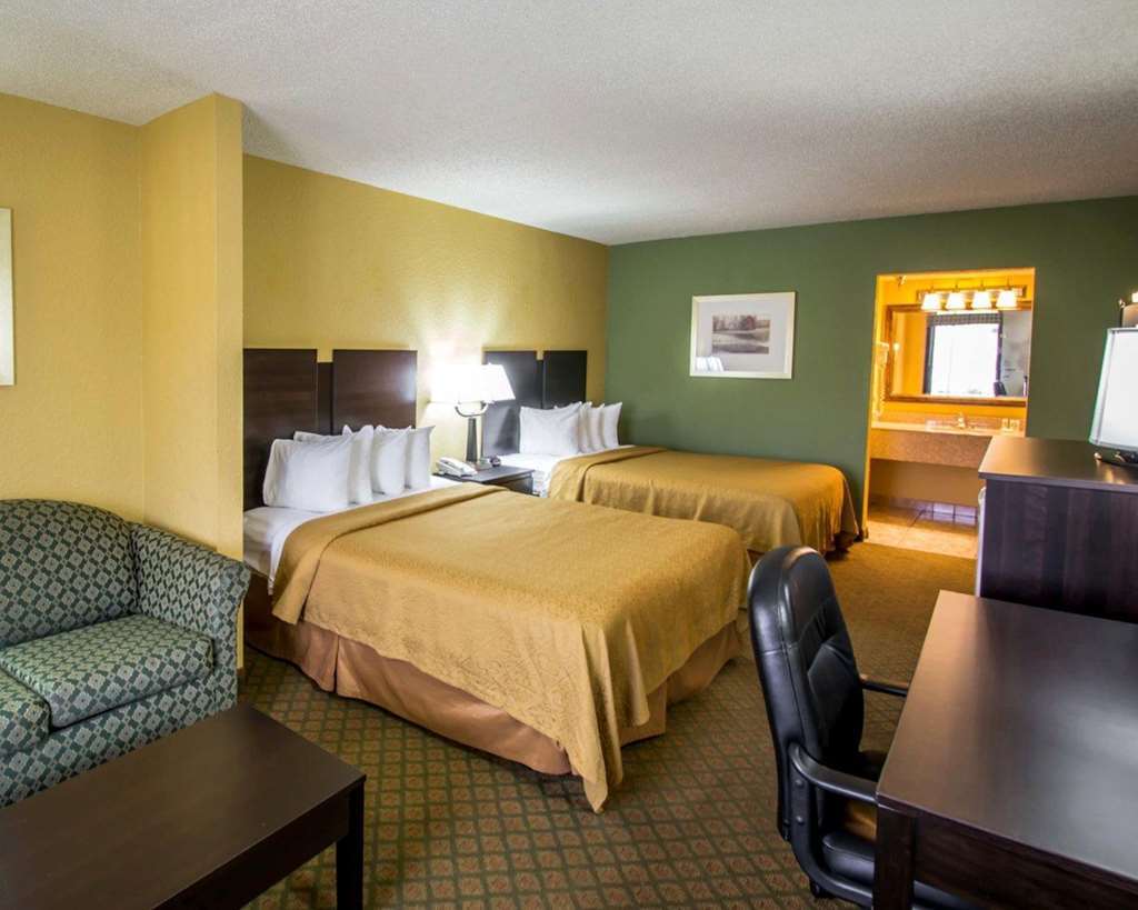 Quality Inn & Suites Orlando Airport Szoba fotó